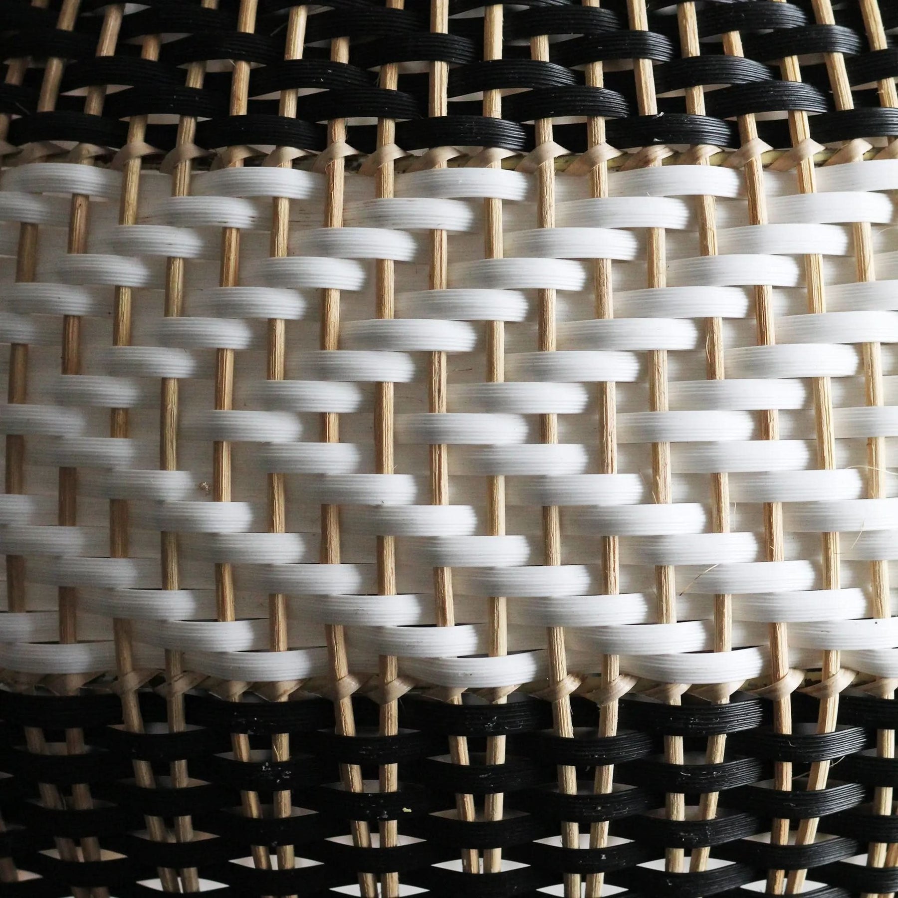 Luminária Pendente Rattan – Decoração Natural e Elegante - Morada Serena