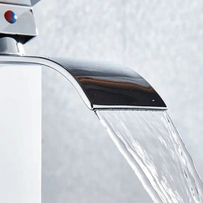 Torneira Gourmet Para Banheiro Monocomando - StreamLine - Morada Serena