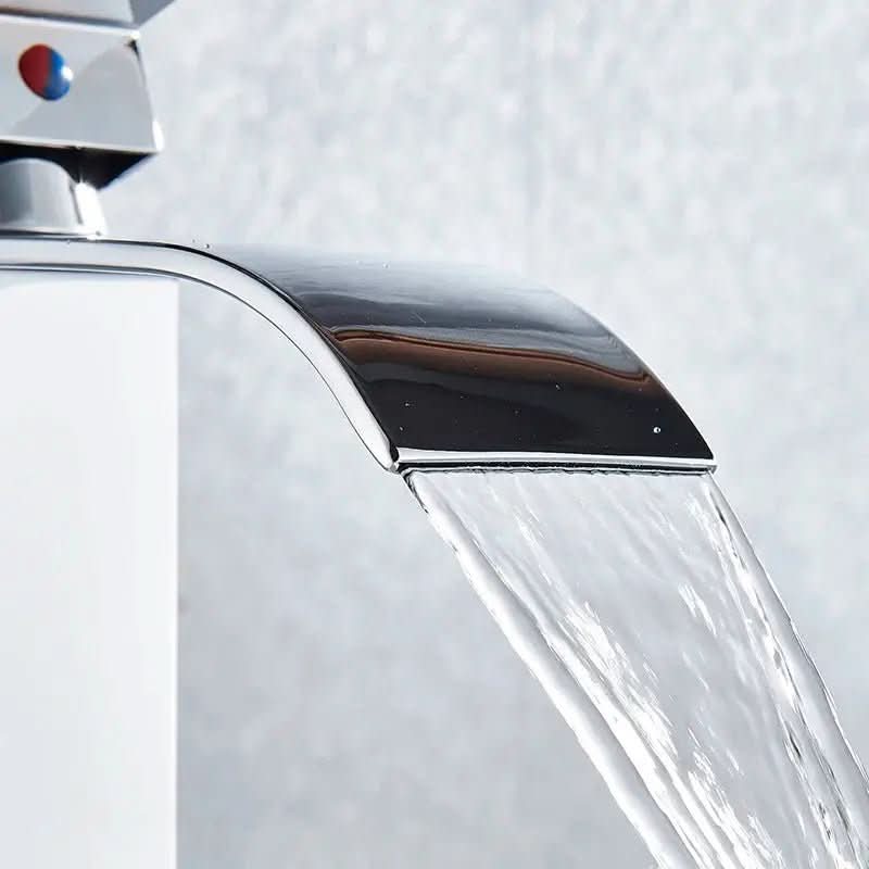 Torneira Gourmet Para Banheiro Monocomando - StreamLine - Morada Serena