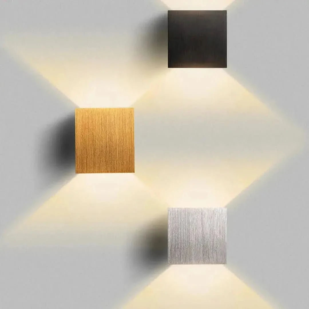 Arandela Externa Royal à Prova D’água – Iluminação Elegante para Áreas Externas - Morada Serena