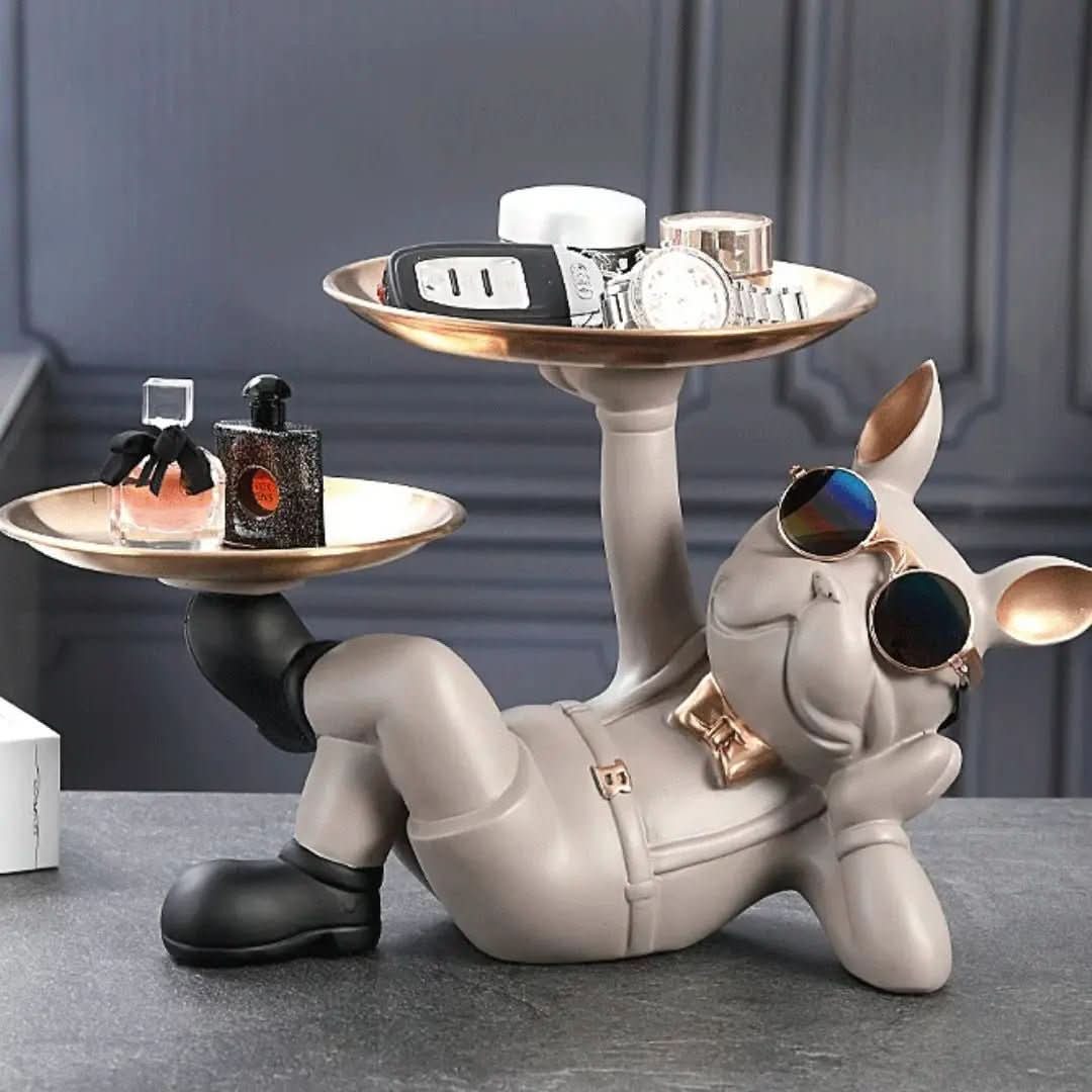 BullDog Mordomo Decorativo com Bandeja Dupla – Estilo e Praticidade - Morada Serena