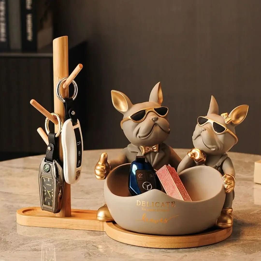 Estatueta Decorativa BullDog Francês Casal Edição Limitada - Suporte de Madeira Incluso - Morada Serena