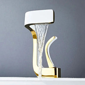 Torneira para Banheiro Mármore Modelo Louise - Elegância e Sofisticação para Seu Banheiro - Morada Serena